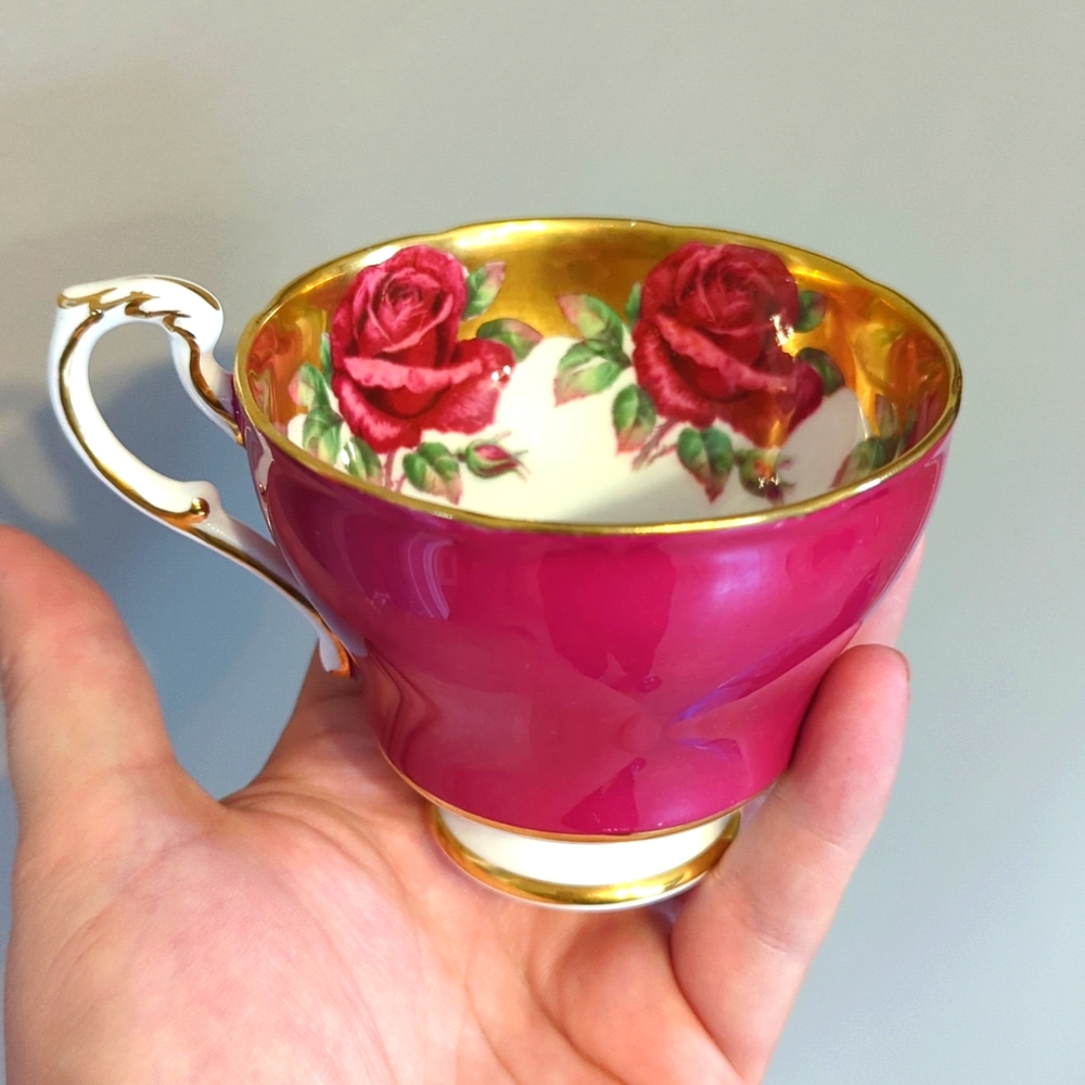 Rare Paragon Replacement Teacup Roses Gold Rim